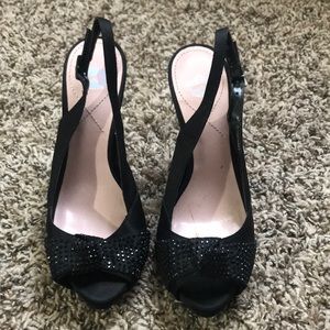 Black bow heels